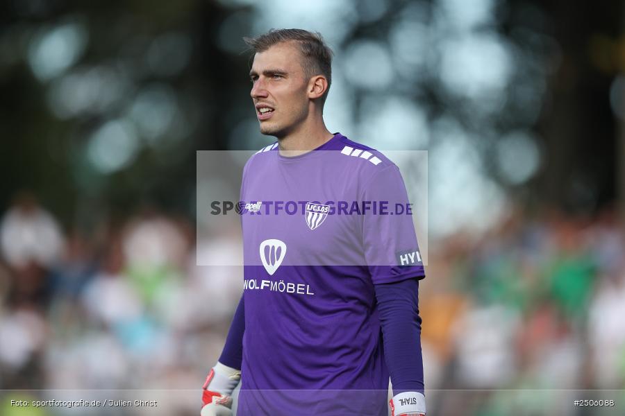 sport, action, Schweinfurt, Sachs-Stadion, SVW, SV Wehen Wiesbaden, Fussball, FCS, DFB, 4. Spieltag, 31.08.2025, 3. Liga, 1. FC Schweinfurt 1905 - Bild-ID: 2506088