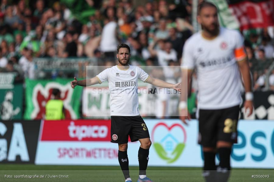 sport, action, Schweinfurt, Sachs-Stadion, SVW, SV Wehen Wiesbaden, Fussball, FCS, DFB, 4. Spieltag, 31.08.2025, 3. Liga, 1. FC Schweinfurt 1905 - Bild-ID: 2506093