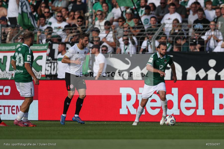 sport, action, Schweinfurt, Sachs-Stadion, SVW, SV Wehen Wiesbaden, Fussball, FCS, DFB, 4. Spieltag, 31.08.2025, 3. Liga, 1. FC Schweinfurt 1905 - Bild-ID: 2506097