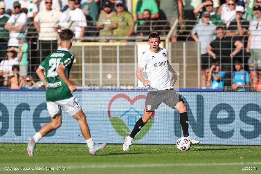 sport, action, Schweinfurt, Sachs-Stadion, SVW, SV Wehen Wiesbaden, Fussball, FCS, DFB, 4. Spieltag, 31.08.2025, 3. Liga, 1. FC Schweinfurt 1905 - Bild-ID: 2506111