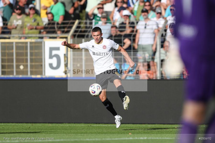 sport, action, Schweinfurt, Sachs-Stadion, SVW, SV Wehen Wiesbaden, Fussball, FCS, DFB, 4. Spieltag, 31.08.2025, 3. Liga, 1. FC Schweinfurt 1905 - Bild-ID: 2506112