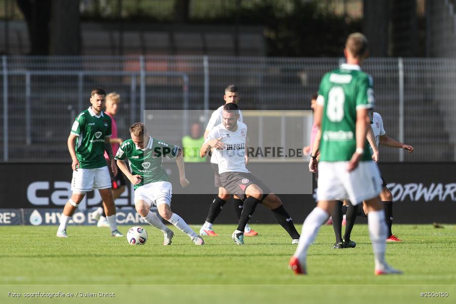 sport, action, Schweinfurt, Sachs-Stadion, SVW, SV Wehen Wiesbaden, Fussball, FCS, DFB, 4. Spieltag, 31.08.2025, 3. Liga, 1. FC Schweinfurt 1905 - Bild-ID: 2506150