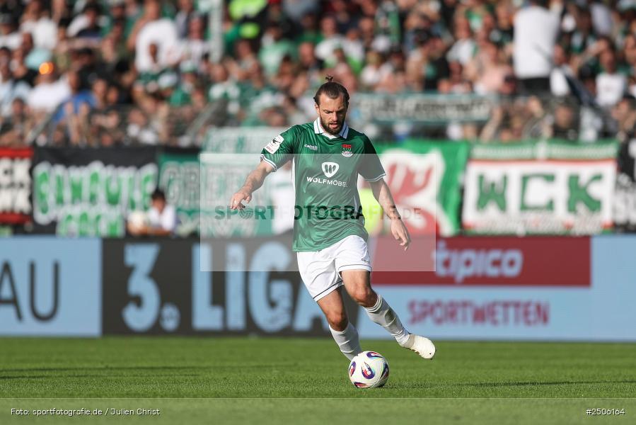 sport, action, Schweinfurt, Sachs-Stadion, SVW, SV Wehen Wiesbaden, Fussball, FCS, DFB, 4. Spieltag, 31.08.2025, 3. Liga, 1. FC Schweinfurt 1905 - Bild-ID: 2506164