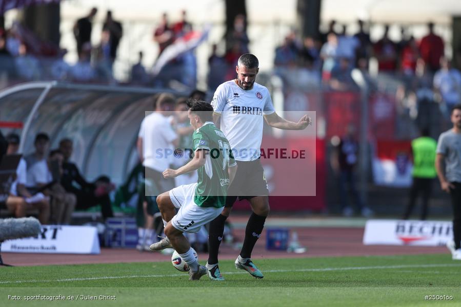 sport, action, Schweinfurt, Sachs-Stadion, SVW, SV Wehen Wiesbaden, Fussball, FCS, DFB, 4. Spieltag, 31.08.2025, 3. Liga, 1. FC Schweinfurt 1905 - Bild-ID: 2506166