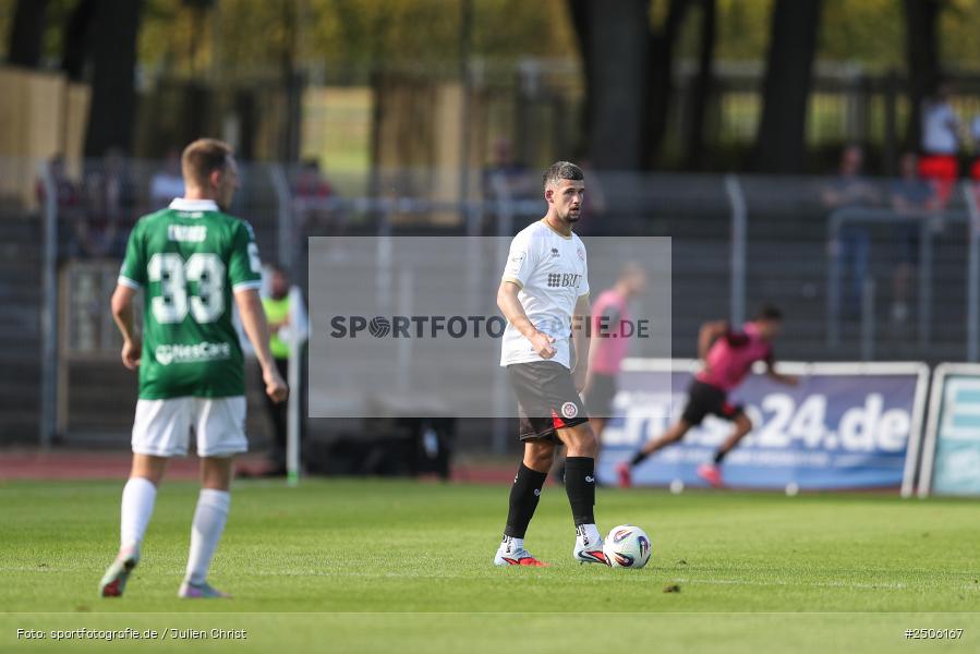 sport, action, Schweinfurt, Sachs-Stadion, SVW, SV Wehen Wiesbaden, Fussball, FCS, DFB, 4. Spieltag, 31.08.2025, 3. Liga, 1. FC Schweinfurt 1905 - Bild-ID: 2506167