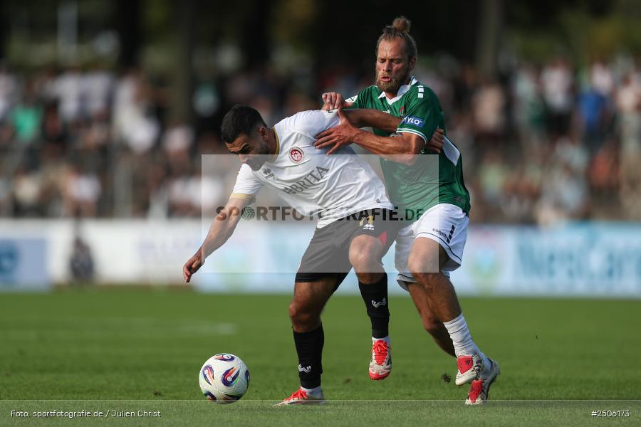 sport, action, Schweinfurt, Sachs-Stadion, SVW, SV Wehen Wiesbaden, Fussball, FCS, DFB, 4. Spieltag, 31.08.2025, 3. Liga, 1. FC Schweinfurt 1905 - Bild-ID: 2506173