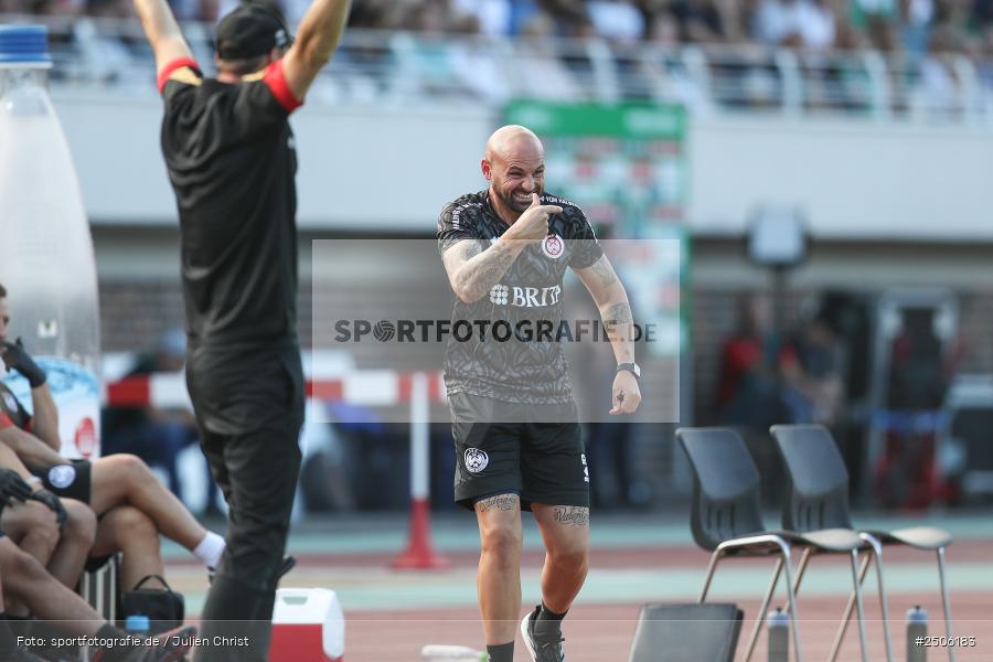 sport, action, Schweinfurt, Sachs-Stadion, SVW, SV Wehen Wiesbaden, Fussball, FCS, DFB, 4. Spieltag, 31.08.2025, 3. Liga, 1. FC Schweinfurt 1905 - Bild-ID: 2506183