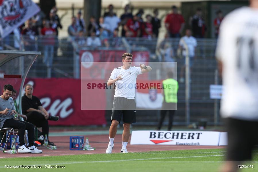 sport, action, Schweinfurt, Sachs-Stadion, SVW, SV Wehen Wiesbaden, Fussball, FCS, DFB, 4. Spieltag, 31.08.2025, 3. Liga, 1. FC Schweinfurt 1905 - Bild-ID: 2506193