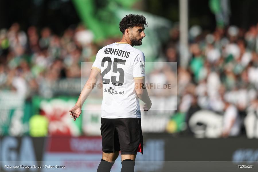 sport, action, Schweinfurt, Sachs-Stadion, SVW, SV Wehen Wiesbaden, Fussball, FCS, DFB, 4. Spieltag, 31.08.2025, 3. Liga, 1. FC Schweinfurt 1905 - Bild-ID: 2506201