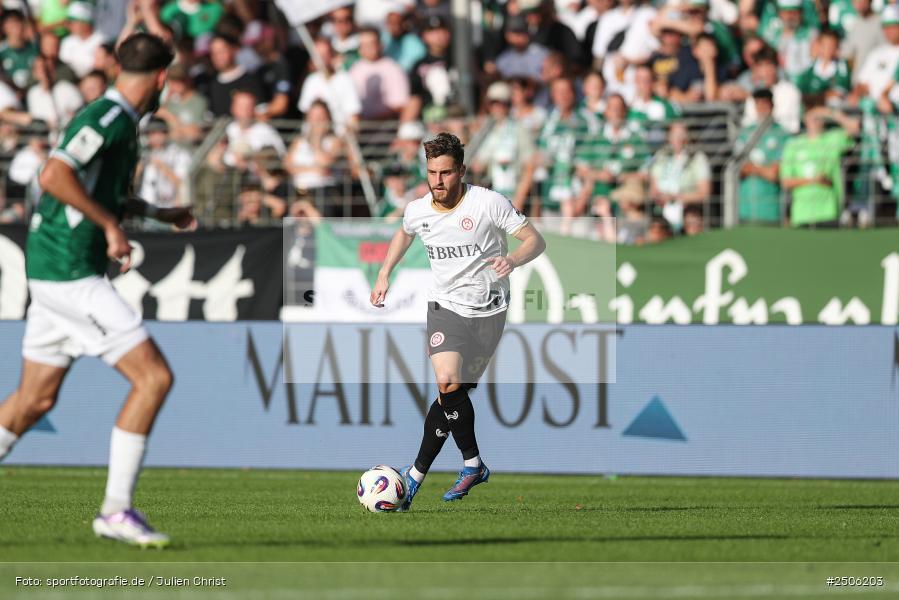 sport, action, Schweinfurt, Sachs-Stadion, SVW, SV Wehen Wiesbaden, Fussball, FCS, DFB, 4. Spieltag, 31.08.2025, 3. Liga, 1. FC Schweinfurt 1905 - Bild-ID: 2506203