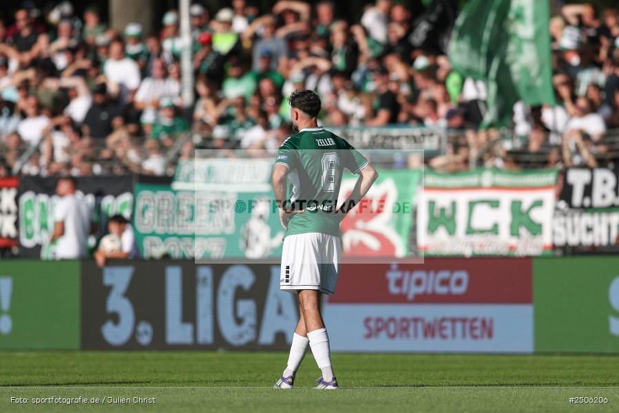 sport, action, Schweinfurt, Sachs-Stadion, SVW, SV Wehen Wiesbaden, Fussball, FCS, DFB, 4. Spieltag, 31.08.2025, 3. Liga, 1. FC Schweinfurt 1905 - Bild-ID: 2506206