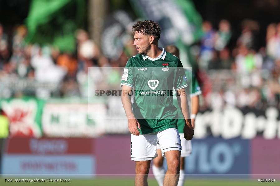 sport, action, Schweinfurt, Sachs-Stadion, SVW, SV Wehen Wiesbaden, Fussball, FCS, DFB, 4. Spieltag, 31.08.2025, 3. Liga, 1. FC Schweinfurt 1905 - Bild-ID: 2506221