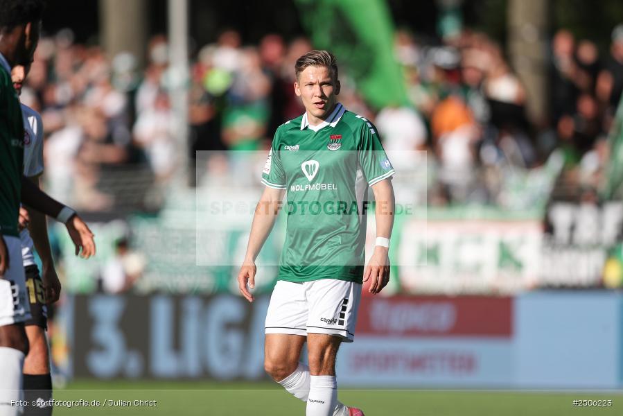sport, action, Schweinfurt, Sachs-Stadion, SVW, SV Wehen Wiesbaden, Fussball, FCS, DFB, 4. Spieltag, 31.08.2025, 3. Liga, 1. FC Schweinfurt 1905 - Bild-ID: 2506223