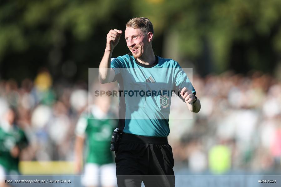sport, action, Schweinfurt, Sachs-Stadion, SVW, SV Wehen Wiesbaden, Fussball, FCS, DFB, 4. Spieltag, 31.08.2025, 3. Liga, 1. FC Schweinfurt 1905 - Bild-ID: 2506228