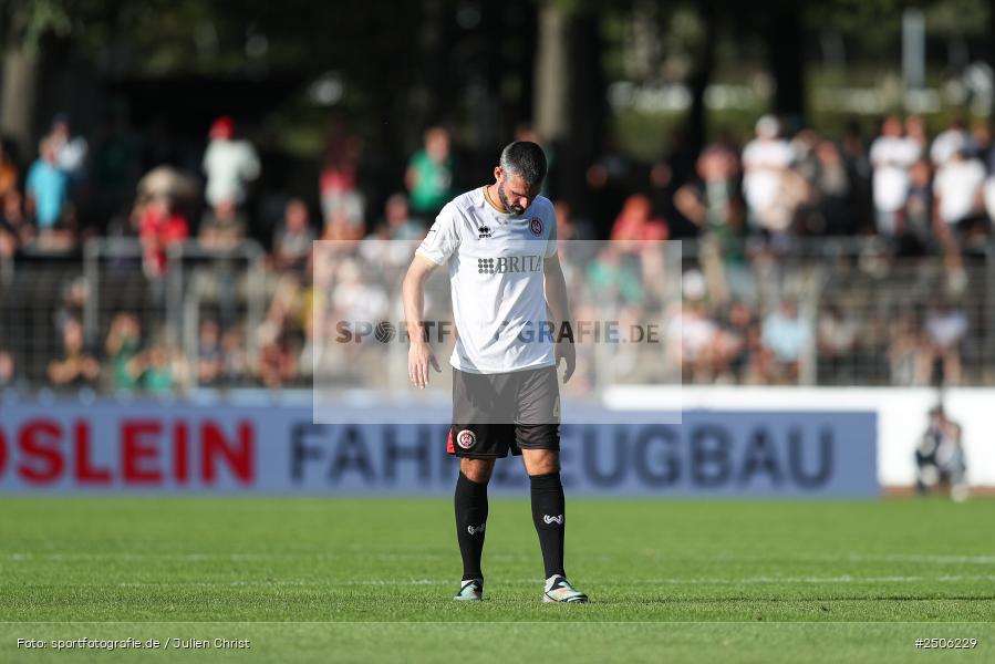 sport, action, Schweinfurt, Sachs-Stadion, SVW, SV Wehen Wiesbaden, Fussball, FCS, DFB, 4. Spieltag, 31.08.2025, 3. Liga, 1. FC Schweinfurt 1905 - Bild-ID: 2506229