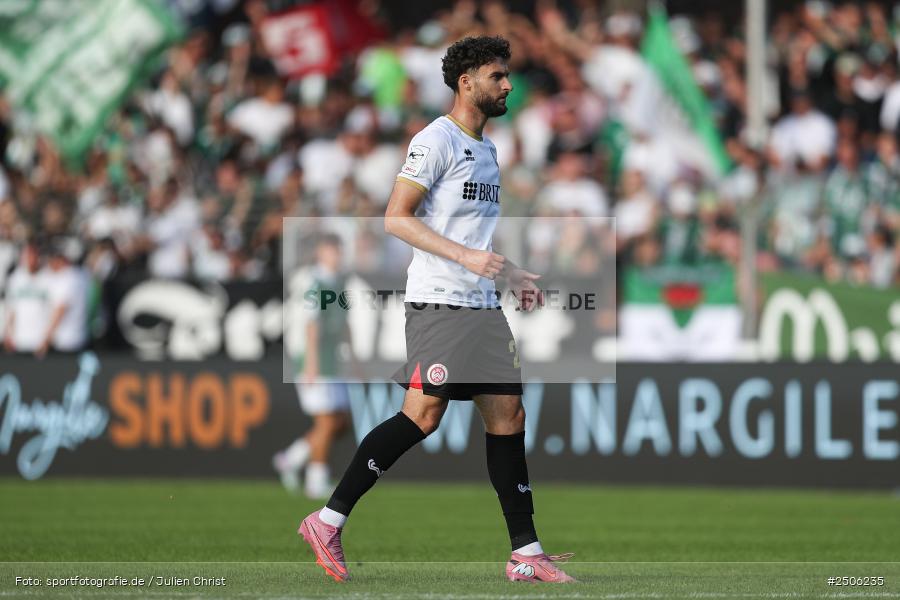 sport, action, Schweinfurt, Sachs-Stadion, SVW, SV Wehen Wiesbaden, Fussball, FCS, DFB, 4. Spieltag, 31.08.2025, 3. Liga, 1. FC Schweinfurt 1905 - Bild-ID: 2506235