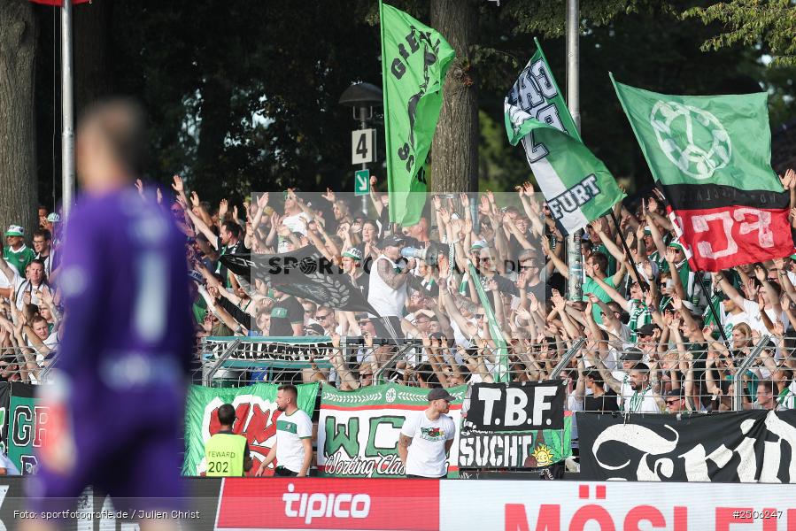 sport, action, Schweinfurt, Sachs-Stadion, SVW, SV Wehen Wiesbaden, Fussball, FCS, DFB, 4. Spieltag, 31.08.2025, 3. Liga, 1. FC Schweinfurt 1905 - Bild-ID: 2506247