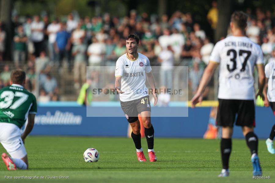 sport, action, Schweinfurt, Sachs-Stadion, SVW, SV Wehen Wiesbaden, Fussball, FCS, DFB, 4. Spieltag, 31.08.2025, 3. Liga, 1. FC Schweinfurt 1905 - Bild-ID: 2506248