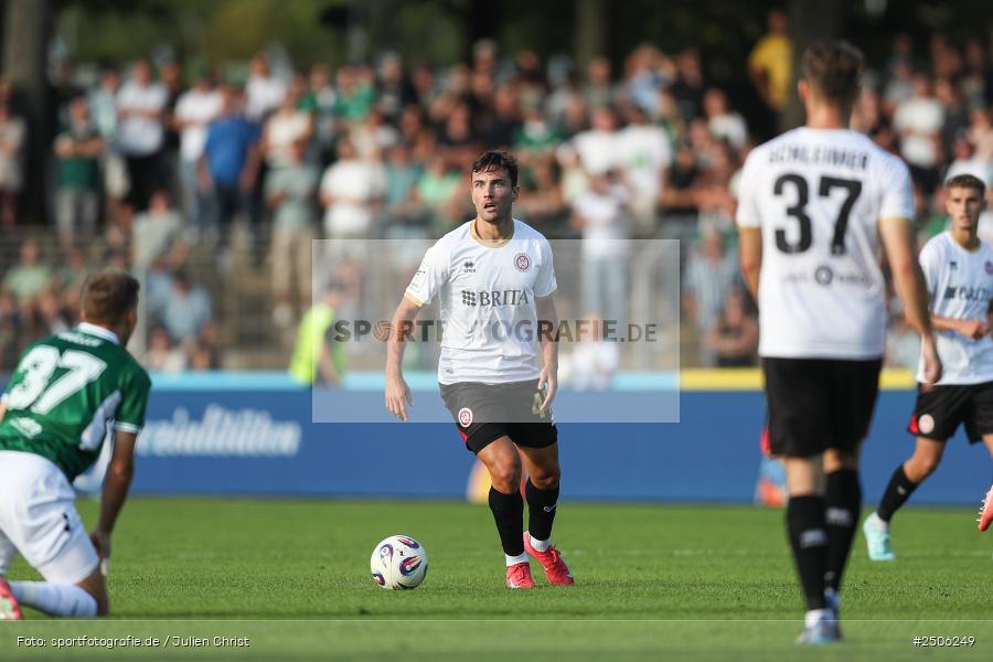 sport, action, Schweinfurt, Sachs-Stadion, SVW, SV Wehen Wiesbaden, Fussball, FCS, DFB, 4. Spieltag, 31.08.2025, 3. Liga, 1. FC Schweinfurt 1905 - Bild-ID: 2506249