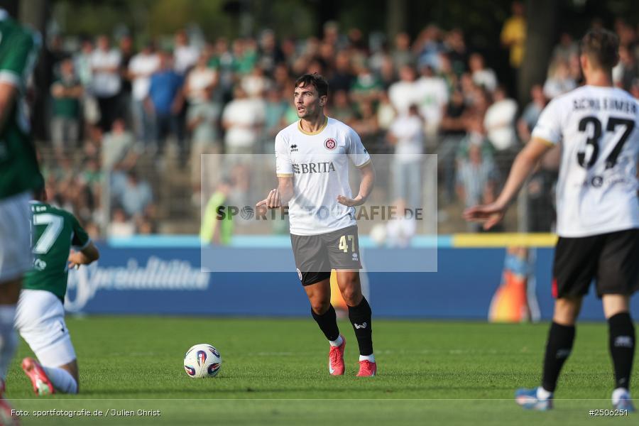 sport, action, Schweinfurt, Sachs-Stadion, SVW, SV Wehen Wiesbaden, Fussball, FCS, DFB, 4. Spieltag, 31.08.2025, 3. Liga, 1. FC Schweinfurt 1905 - Bild-ID: 2506251