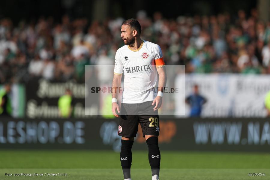 sport, action, Schweinfurt, Sachs-Stadion, SVW, SV Wehen Wiesbaden, Fussball, FCS, DFB, 4. Spieltag, 31.08.2025, 3. Liga, 1. FC Schweinfurt 1905 - Bild-ID: 2506266