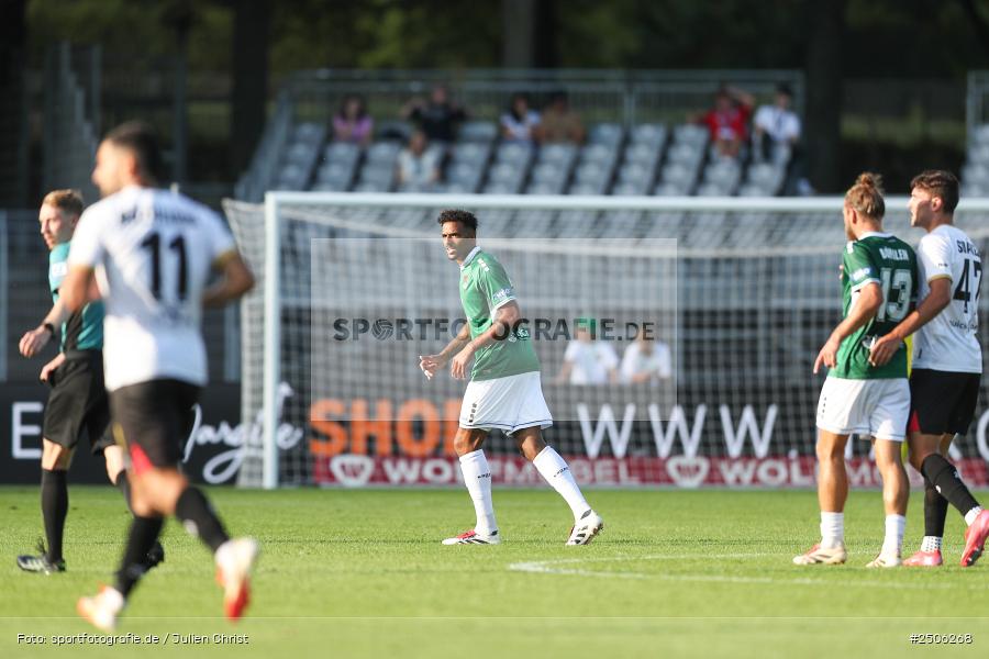 sport, action, Schweinfurt, Sachs-Stadion, SVW, SV Wehen Wiesbaden, Fussball, FCS, DFB, 4. Spieltag, 31.08.2025, 3. Liga, 1. FC Schweinfurt 1905 - Bild-ID: 2506268