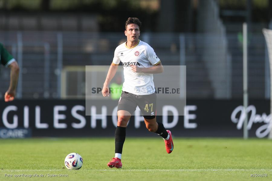 sport, action, Schweinfurt, Sachs-Stadion, SVW, SV Wehen Wiesbaden, Fussball, FCS, DFB, 4. Spieltag, 31.08.2025, 3. Liga, 1. FC Schweinfurt 1905 - Bild-ID: 2506278