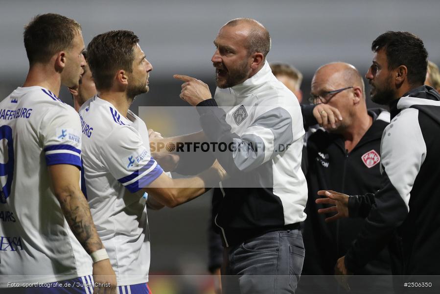 Stadion am Schönbusch, Aschaffenburg, 05.09.2025, sport, action, Fussball, BFV, 7. Spieltag, Regionalliga Bayern, FWK, SVA, FC Würzburger Kickers, SV Viktoria Aschaffenburg - Bild-ID: 2506350