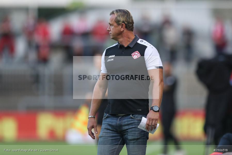 sport, action, Stadion am Schönbusch, SVA, SV Viktoria Aschaffenburg, Regionalliga Bayern, Fussball, FWK, FC Würzburger Kickers, BFV, Aschaffenburg, 7. Spieltag, 05.09.2025 - Bild-ID: 2506518