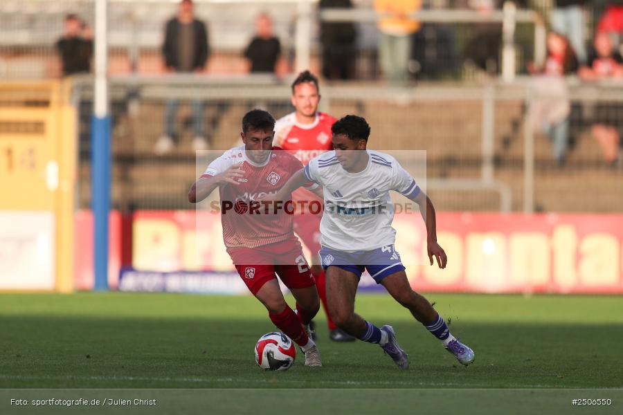 sport, action, Stadion am Schönbusch, SVA, SV Viktoria Aschaffenburg, Regionalliga Bayern, Fussball, FWK, FC Würzburger Kickers, BFV, Aschaffenburg, 7. Spieltag, 05.09.2025 - Bild-ID: 2506550