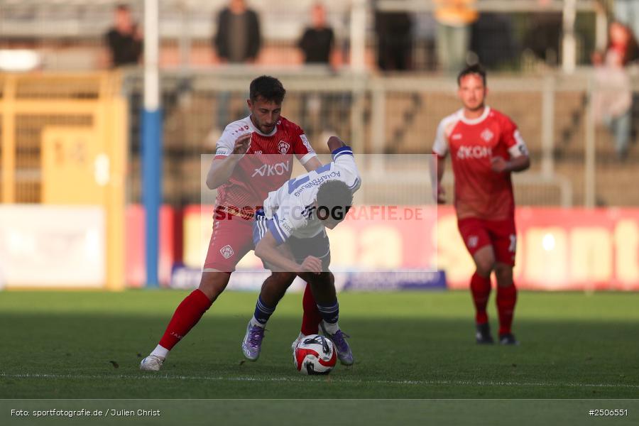 sport, action, Stadion am Schönbusch, SVA, SV Viktoria Aschaffenburg, Regionalliga Bayern, Fussball, FWK, FC Würzburger Kickers, BFV, Aschaffenburg, 7. Spieltag, 05.09.2025 - Bild-ID: 2506551