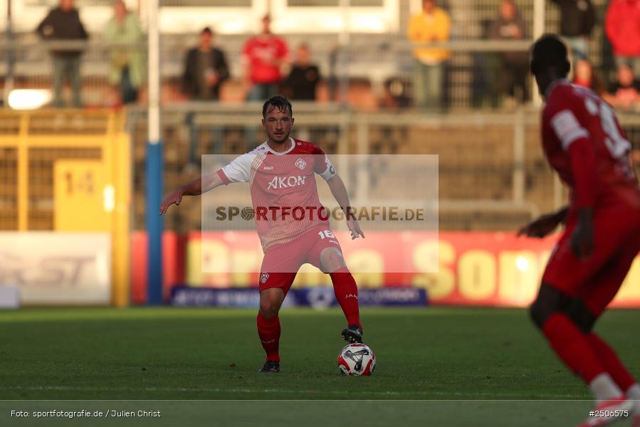 sport, action, Stadion am Schönbusch, SVA, SV Viktoria Aschaffenburg, Regionalliga Bayern, Fussball, FWK, FC Würzburger Kickers, BFV, Aschaffenburg, 7. Spieltag, 05.09.2025 - Bild-ID: 2506575