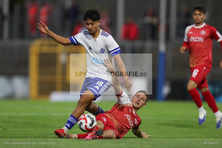 sport, action, Stadion am Schönbusch, SVA, SV Viktoria Aschaffenburg, Regionalliga Bayern, Fussball, FWK, FC Würzburger Kickers, BFV, Aschaffenburg, 7. Spieltag, 05.09.2025 - Bild-ID: 2506635