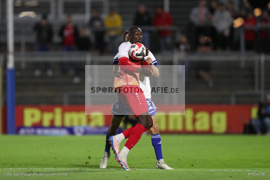 sport, action, Stadion am Schönbusch, SVA, SV Viktoria Aschaffenburg, Regionalliga Bayern, Fussball, FWK, FC Würzburger Kickers, BFV, Aschaffenburg, 7. Spieltag, 05.09.2025 - Bild-ID: 2506708