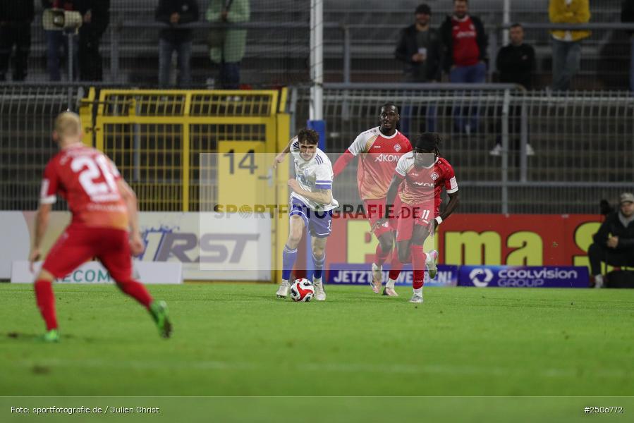 sport, action, Stadion am Schönbusch, SVA, SV Viktoria Aschaffenburg, Regionalliga Bayern, Fussball, FWK, FC Würzburger Kickers, BFV, Aschaffenburg, 7. Spieltag, 05.09.2025 - Bild-ID: 2506772