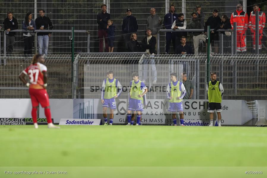 sport, action, Stadion am Schönbusch, SVA, SV Viktoria Aschaffenburg, Regionalliga Bayern, Fussball, FWK, FC Würzburger Kickers, BFV, Aschaffenburg, 7. Spieltag, 05.09.2025 - Bild-ID: 2506800