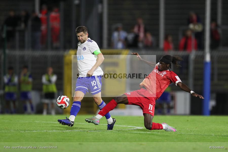 sport, action, Stadion am Schönbusch, SVA, SV Viktoria Aschaffenburg, Regionalliga Bayern, Fussball, FWK, FC Würzburger Kickers, BFV, Aschaffenburg, 7. Spieltag, 05.09.2025 - Bild-ID: 2506849