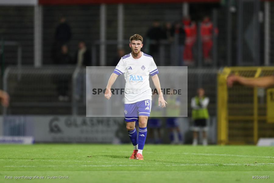 sport, action, Stadion am Schönbusch, SVA, SV Viktoria Aschaffenburg, Regionalliga Bayern, Fussball, FWK, FC Würzburger Kickers, BFV, Aschaffenburg, 7. Spieltag, 05.09.2025 - Bild-ID: 2506851
