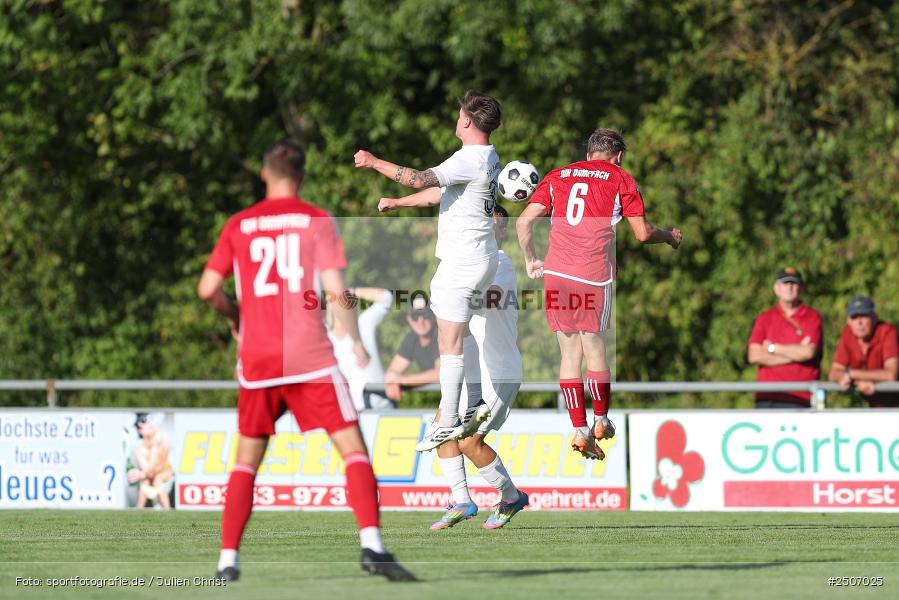 Fundamentum Sportpark, Karlburg, 06.09.2025, sport, action, Fussball, BFV, 10. Spieltag, Landesliga Nordwest, DJK, TSV, DJK Dampfach, TSV Karlburg - Bild-ID: 2507025