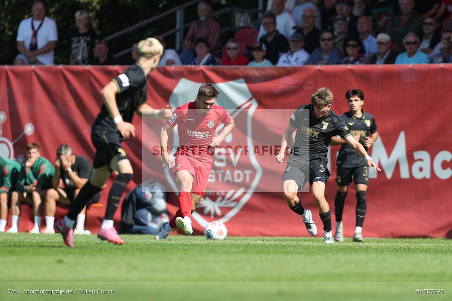 sport, action, TSV Aubstadt, Regionalliga Bayern, NGN-Arena, Fussball, FCA, FC Augsburg II, BFV, Aubstadt, AUB, 7. Spieltag, 06.09.2025 - Bild-ID: 2507295