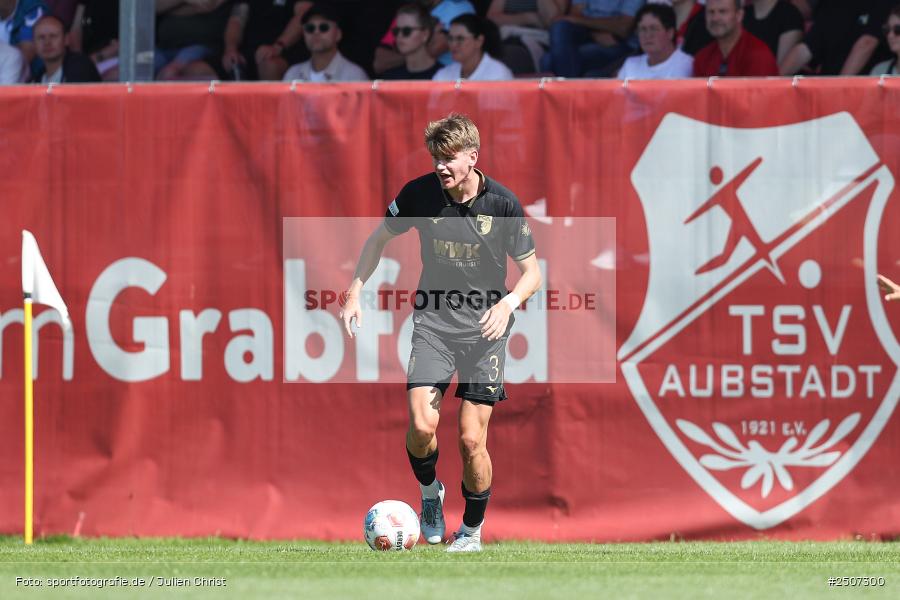 sport, action, TSV Aubstadt, Regionalliga Bayern, NGN-Arena, Fussball, FCA, FC Augsburg II, BFV, Aubstadt, AUB, 7. Spieltag, 06.09.2025 - Bild-ID: 2507300