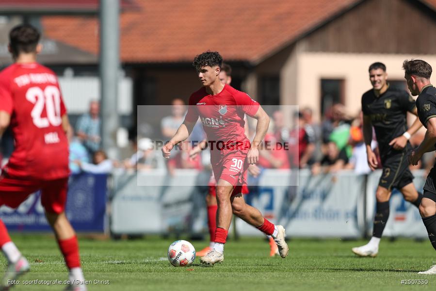 sport, action, TSV Aubstadt, Regionalliga Bayern, NGN-Arena, Fussball, FCA, FC Augsburg II, BFV, Aubstadt, AUB, 7. Spieltag, 06.09.2025 - Bild-ID: 2507330