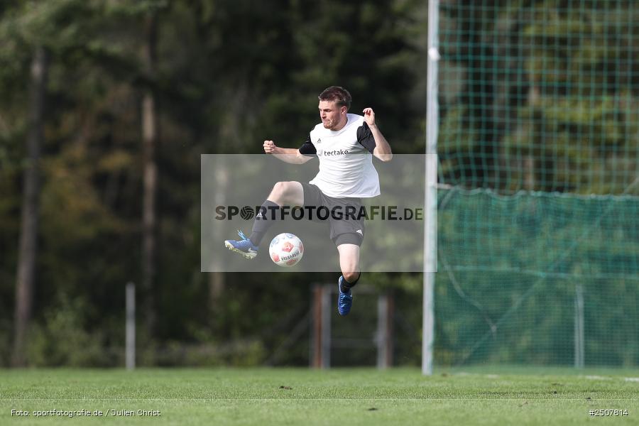 Sportgelände, Triefenstein-Trennfeld, 07.09.2025, sport, action, Fussball, BFV, 8. Spieltag, Kreisklasse Würzburg Gr. 3, FVWA, SVT, FV Wernfeld/Adelsberg, SV Trennfeld - Bild-ID: 2507814