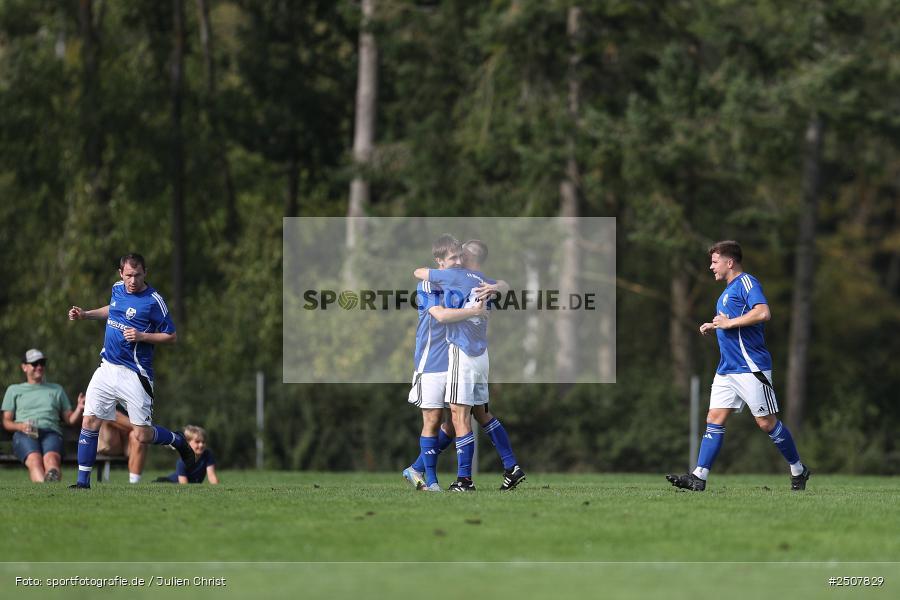 Sportgelände, Triefenstein-Trennfeld, 07.09.2025, sport, action, Fussball, BFV, 8. Spieltag, Kreisklasse Würzburg Gr. 3, FVWA, SVT, FV Wernfeld/Adelsberg, SV Trennfeld - Bild-ID: 2507829