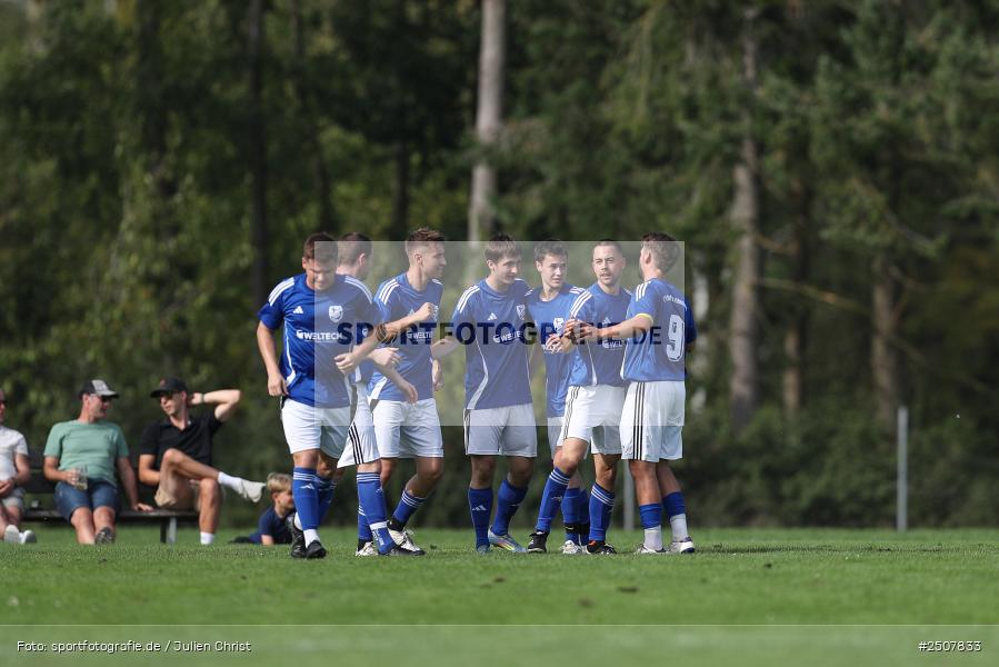 Sportgelände, Triefenstein-Trennfeld, 07.09.2025, sport, action, Fussball, BFV, 8. Spieltag, Kreisklasse Würzburg Gr. 3, FVWA, SVT, FV Wernfeld/Adelsberg, SV Trennfeld - Bild-ID: 2507833