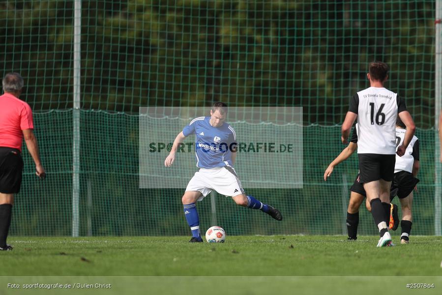 Sportgelände, Triefenstein-Trennfeld, 07.09.2025, sport, action, Fussball, BFV, 8. Spieltag, Kreisklasse Würzburg Gr. 3, FVWA, SVT, FV Wernfeld/Adelsberg, SV Trennfeld - Bild-ID: 2507864
