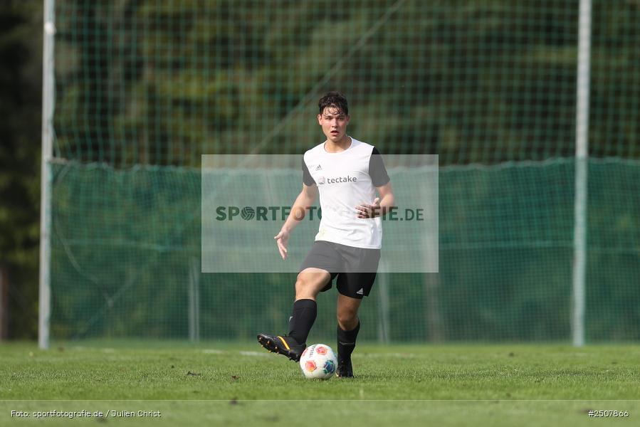 Sportgelände, Triefenstein-Trennfeld, 07.09.2025, sport, action, Fussball, BFV, 8. Spieltag, Kreisklasse Würzburg Gr. 3, FVWA, SVT, FV Wernfeld/Adelsberg, SV Trennfeld - Bild-ID: 2507866