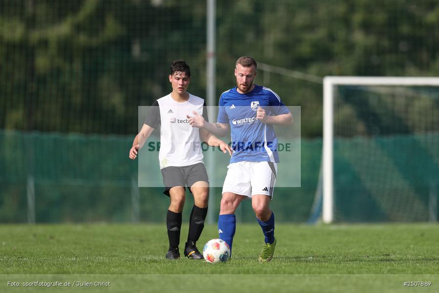 Sportgelände, Triefenstein-Trennfeld, 07.09.2025, sport, action, Fussball, BFV, 8. Spieltag, Kreisklasse Würzburg Gr. 3, FVWA, SVT, FV Wernfeld/Adelsberg, SV Trennfeld - Bild-ID: 2507889