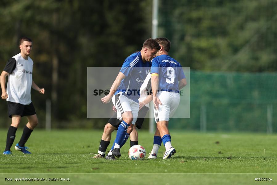 Sportgelände, Triefenstein-Trennfeld, 07.09.2025, sport, action, Fussball, BFV, 8. Spieltag, Kreisklasse Würzburg Gr. 3, FVWA, SVT, FV Wernfeld/Adelsberg, SV Trennfeld - Bild-ID: 2507894