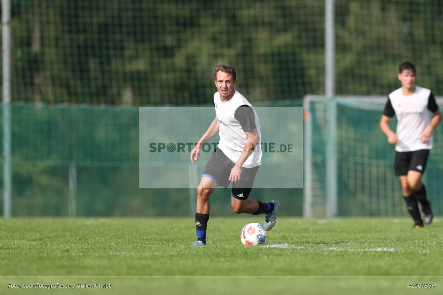 Sportgelände, Triefenstein-Trennfeld, 07.09.2025, sport, action, Fussball, BFV, 8. Spieltag, Kreisklasse Würzburg Gr. 3, FVWA, SVT, FV Wernfeld/Adelsberg, SV Trennfeld - Bild-ID: 2507899